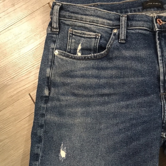 Silver Jeans “Not Your Boyfriends Jeans” Distressed Medium Wash Jeans size 32 - Picture 6 of 11